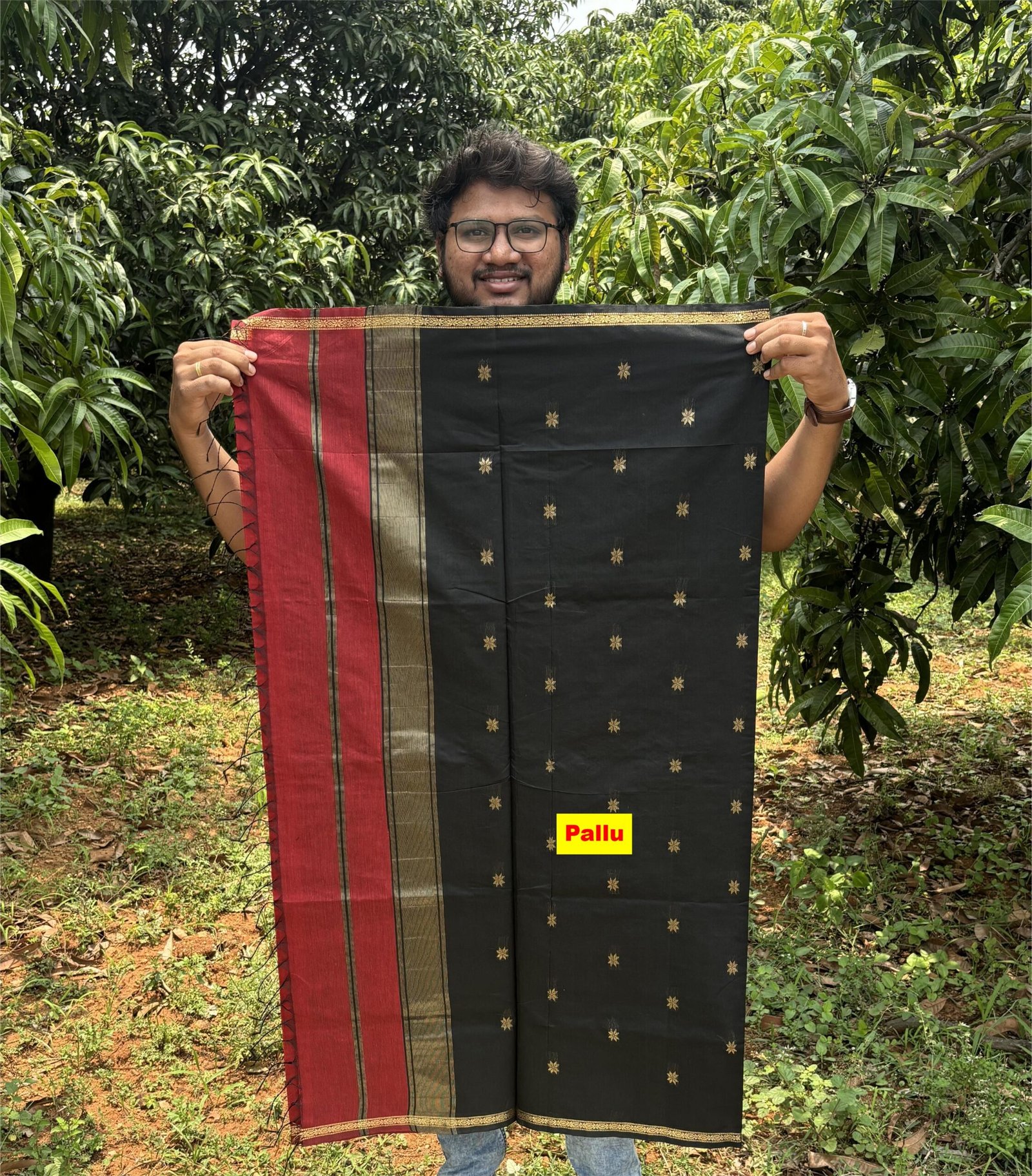 Maheshwari red with black saree pallu