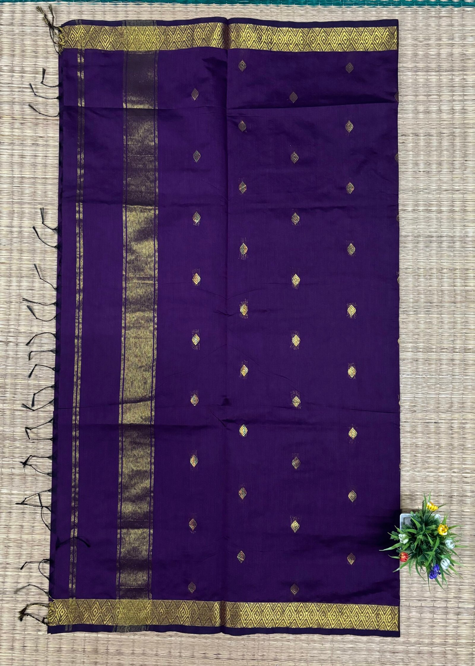 Nayanthara Inspired pattern Wine colour Maheshwari saree - Image 2