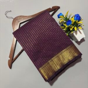 Checks Maheshwari cotton saree - Purple